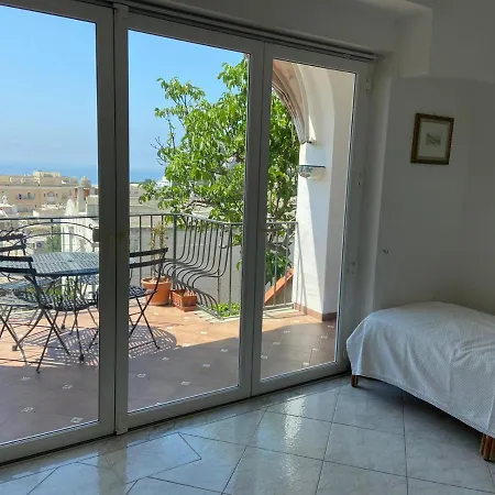 Casa Arturo Capri